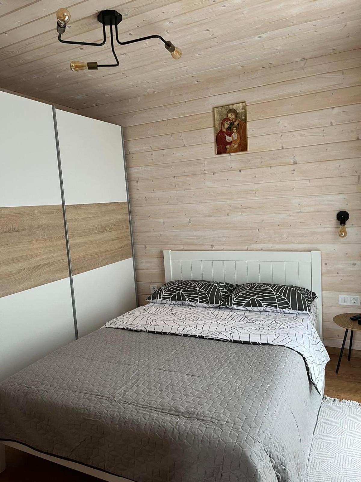 Barn S&s House Holiday home Mykulychyn